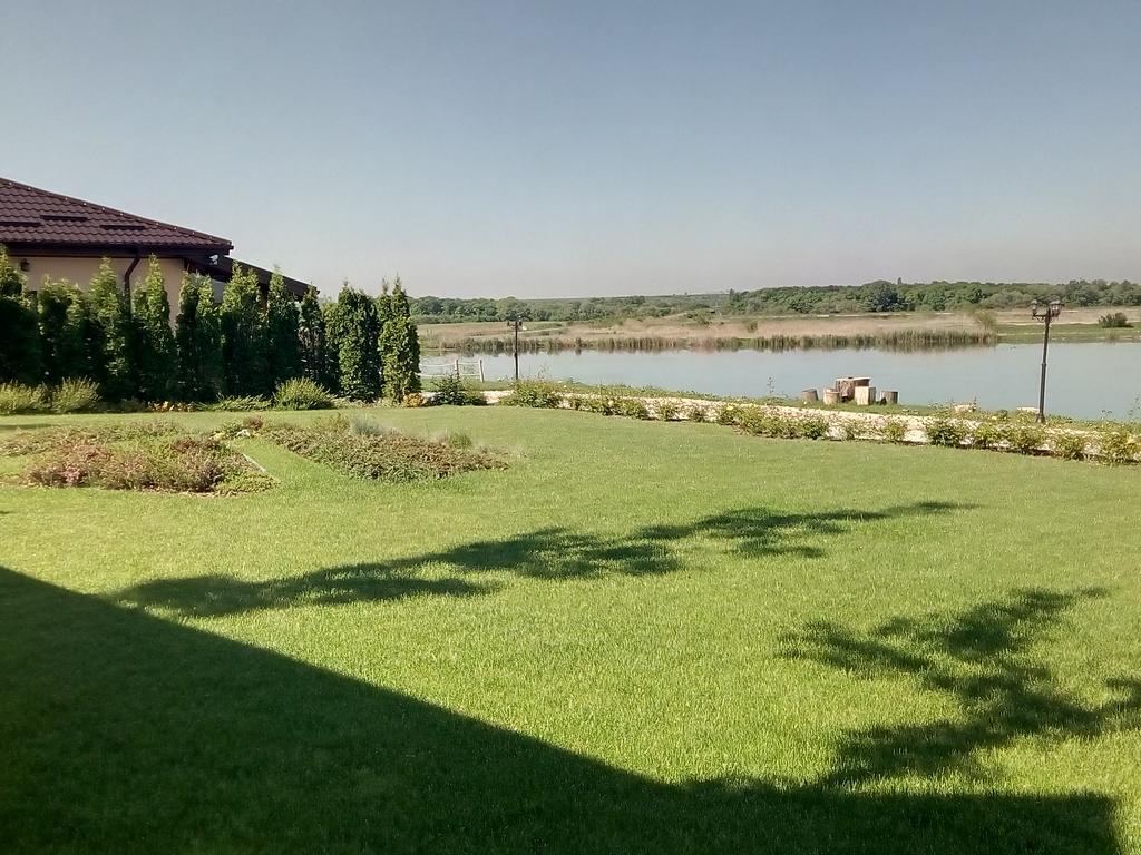 Hanul Cocosul Vitanesti Zewnętrze zdjęcie